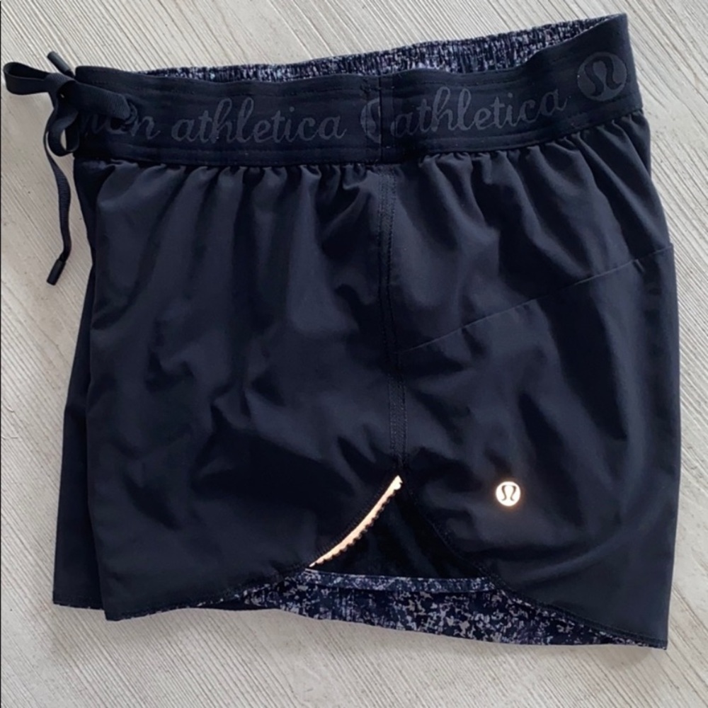 Lululemon REVERSIBLE shorts!